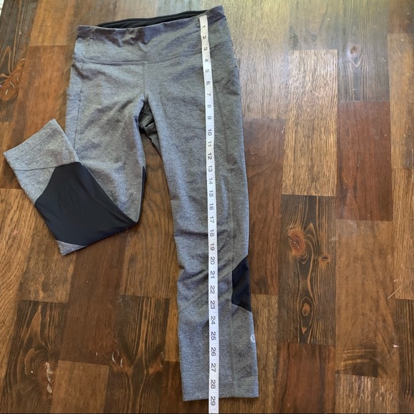 Lululemon Pace Rival Ceopped Gray Legging Size 4 - Picture 7 of 13